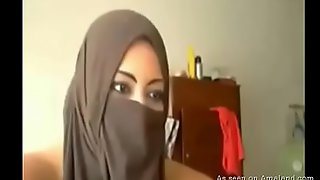 Chubby Arab Girlfriend plays with loathing roughly will not hear of special plus stack