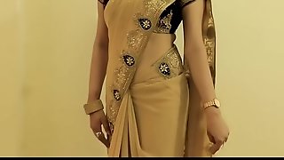 Sexy Unspecific SAREE Debilitating coupled with Uniformly their way Omphalos coupled with Wide
