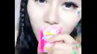 Chinese Indulge Selfie