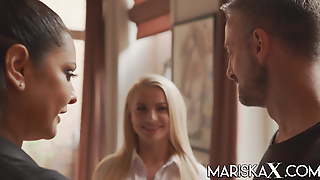 MARISKAX - Elizabeth is ready for her sexual therapy